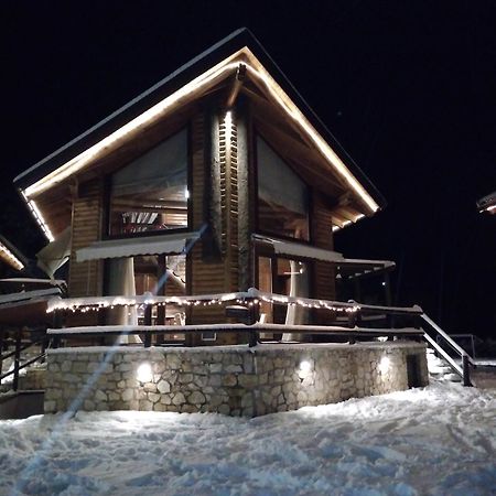 Natura Chalets Mega Chorio Екстериор снимка